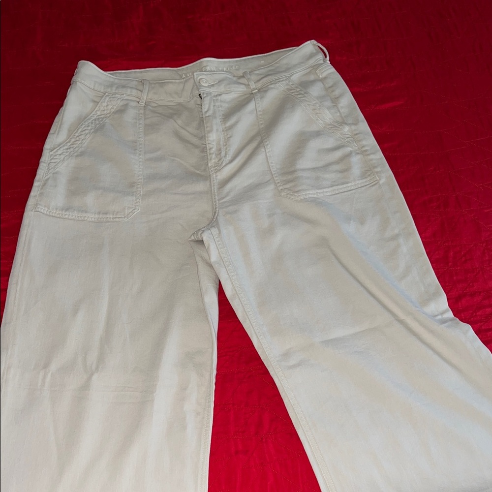 American Eagle Outfitters Straight Leg Pants in Off-White